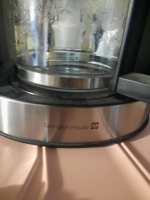 Продам кофеварку