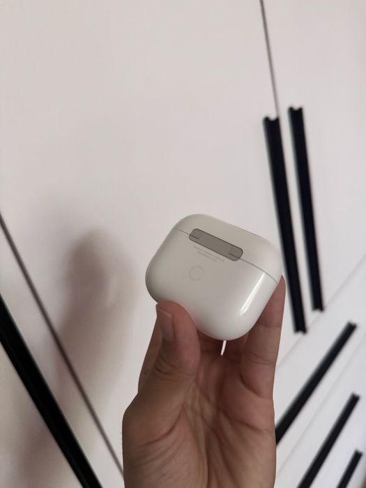 Продаю кейс оригинал, новый