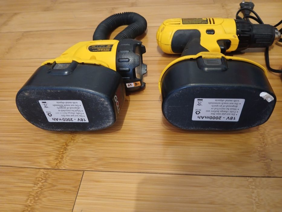 Masina de găurit 18v (autofiletanta) Dewalt Dc970 + lanterna