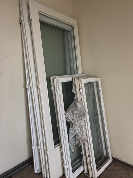 Uși din lemn  apartament