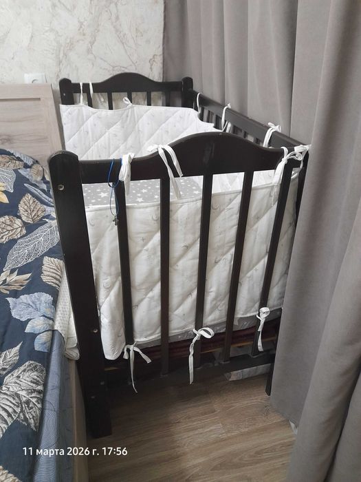 Продам детскую кроватку