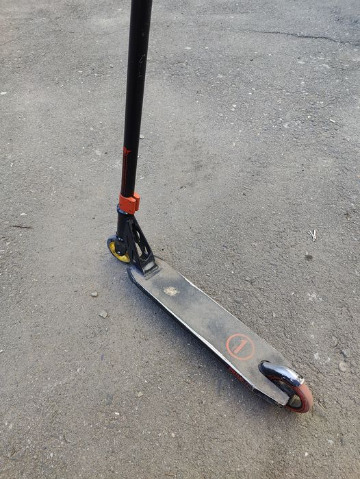 Самокат трюковой