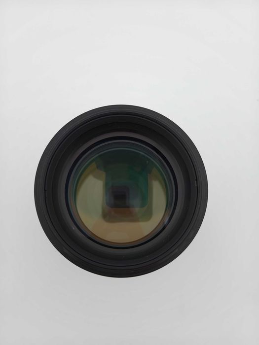Canon EF 85mm 1.4 L IS USM
