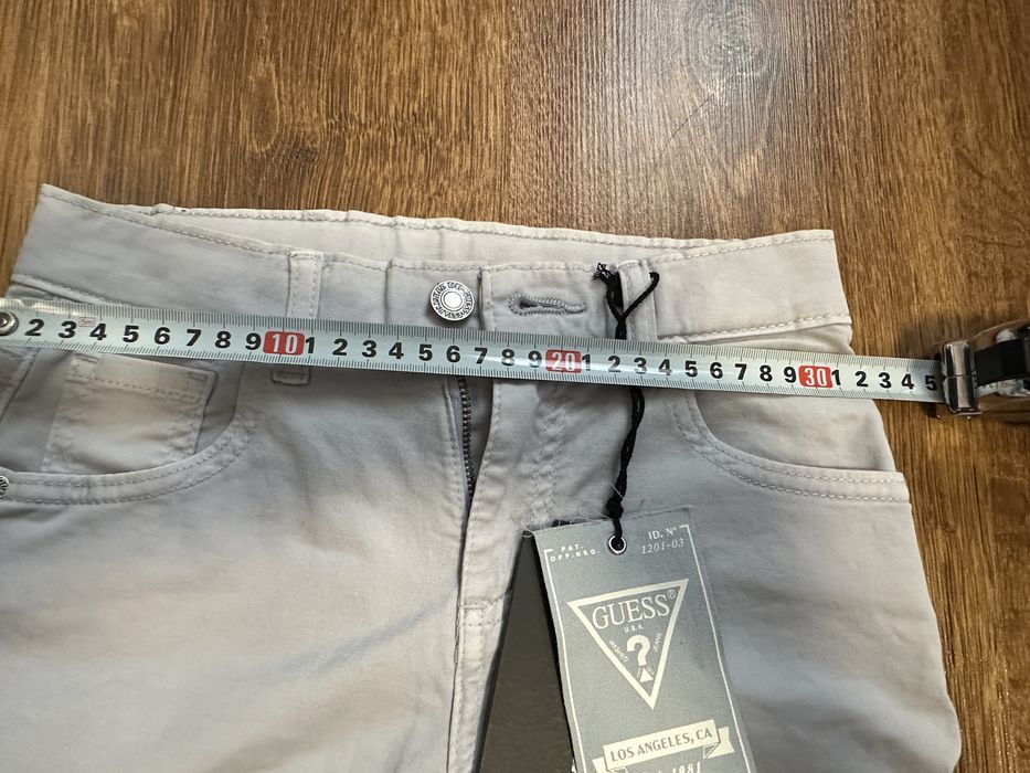 Къси панталони детски GUESS 10г.