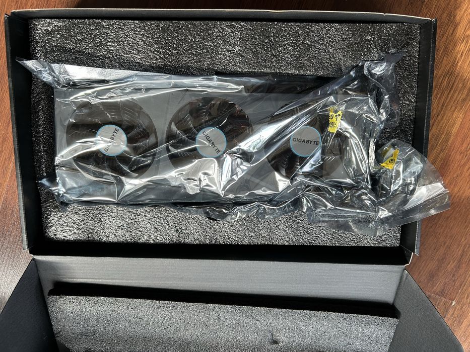RTX 3080 10 GB Gigabyte Eagle gaming