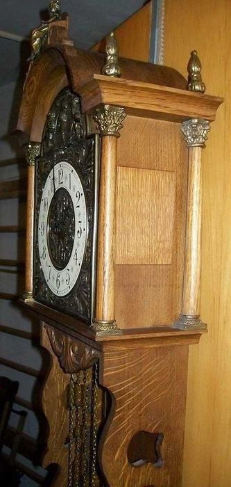 Ceas - Pendulă de perete cu două greutăți