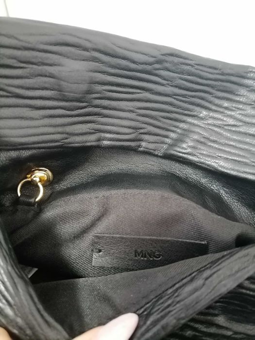 Дамска кожена чанта mango