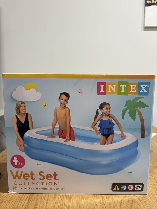 Надуваем семеен басейн Intex Wet Set – нов