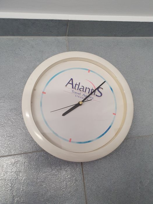 Стенен часовник 28см