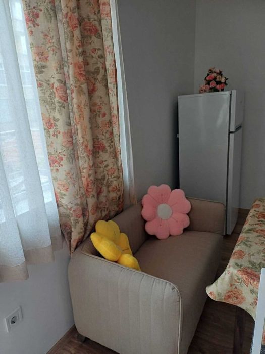 Двустаен апартамент под наем в кв. Кючук Париж до Камео