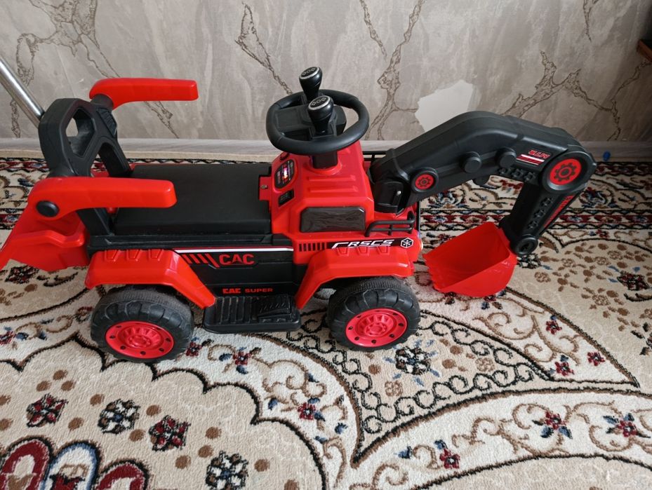 Экскаватор детский
