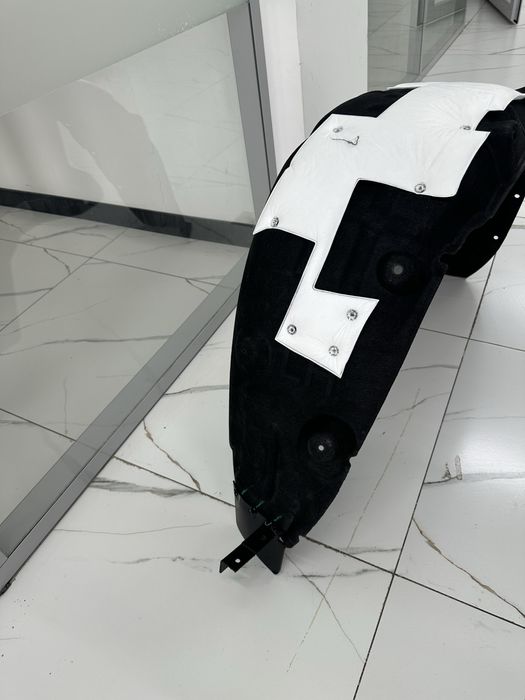 Geely Monjaro подкрыльник