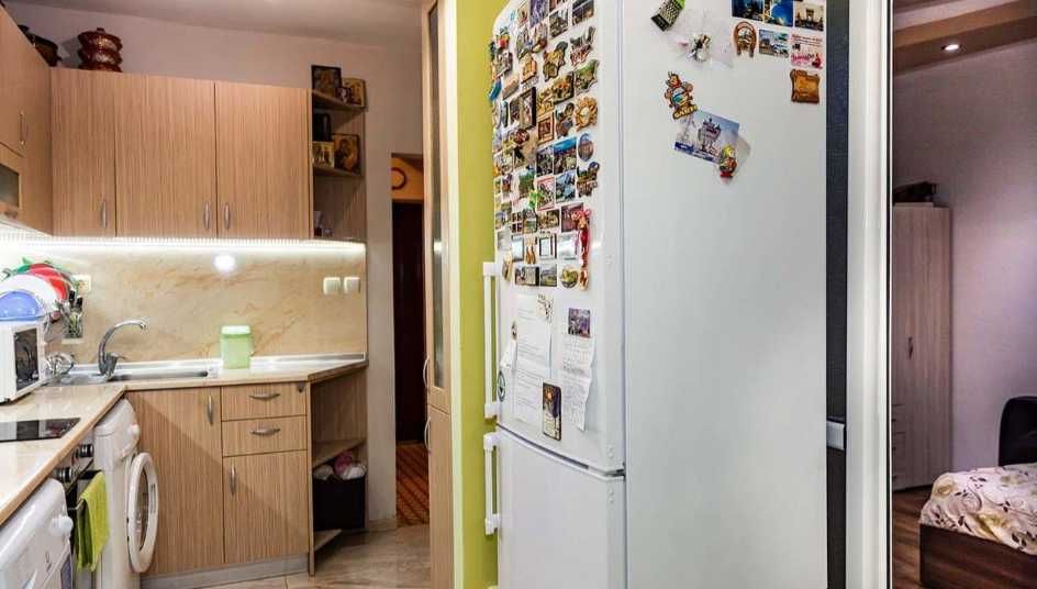 Дава се под наем Едностаен апартамент в Бургас, Меден рудник - зона А - 42 кв.м за 200 € - Снимка #2