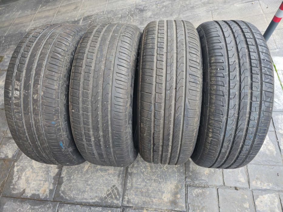 Set vara ca nou Pirelli 235/55R19 2024