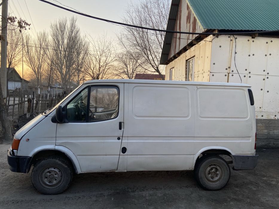 Ford Transit 1999 года рождение