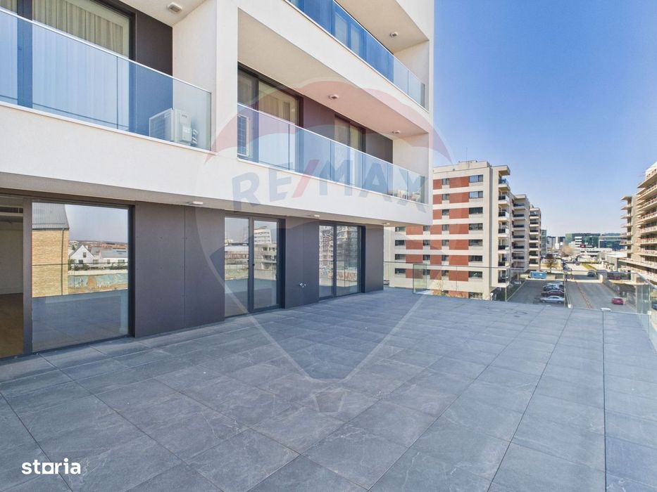 Apartament 4 camere + terasa 91 mp North Avenue