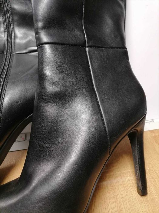 Дам. ботуши , ном.38 , естествена кожа , ток 10 см