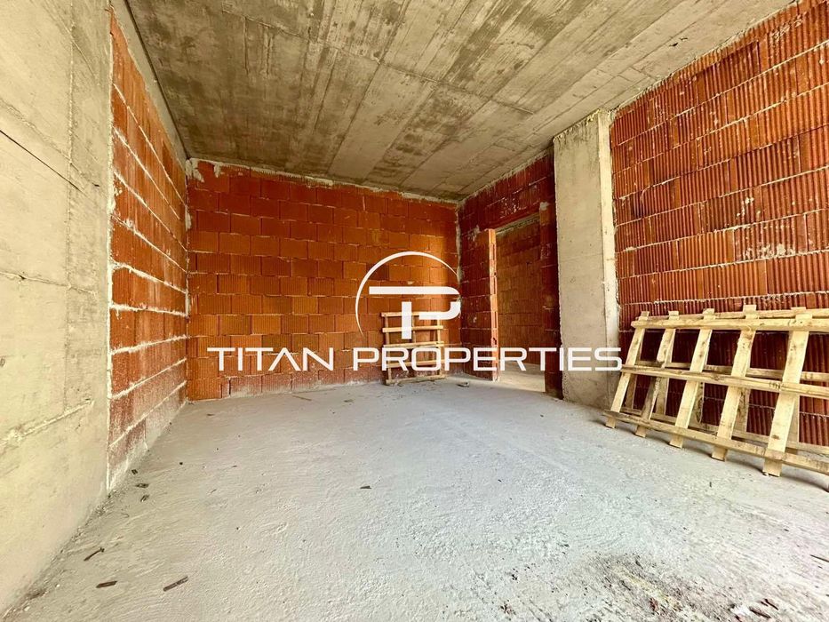 Продава се Тристаен апартамент в Пловдив, Южен - 128 кв.м за 727 €/кв.м - Снимка #3