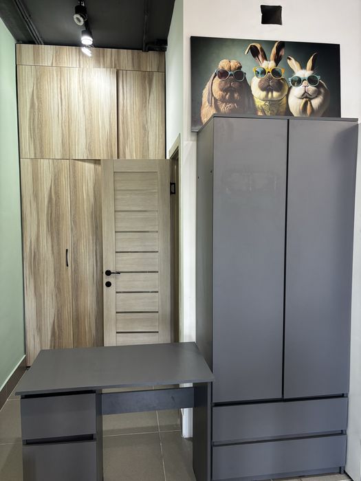 Шкаф с компьютерным столиком