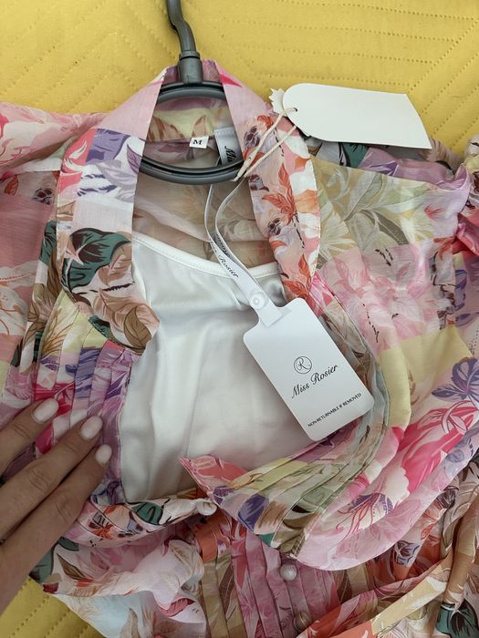 Нова бутикова рокля Miss Rosier, размер М