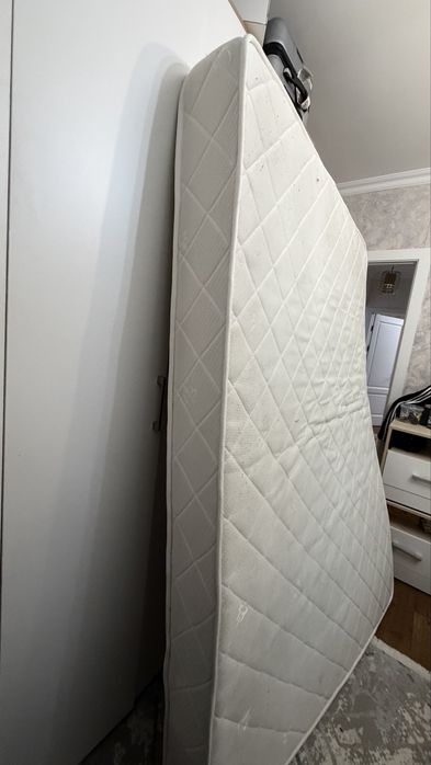 Отдам даром матрац