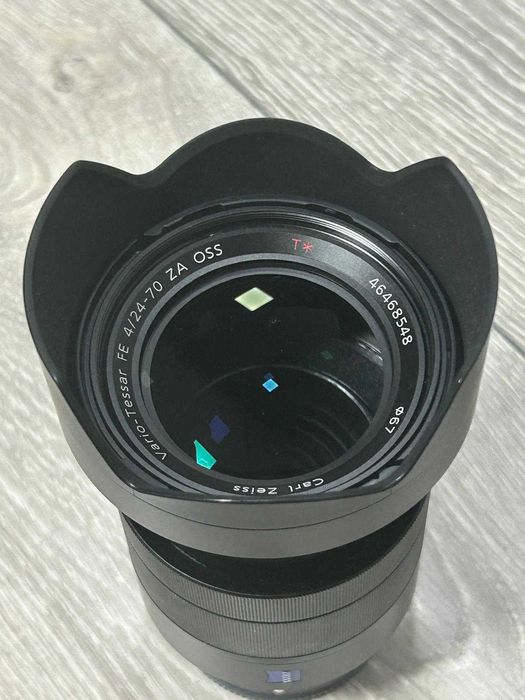Obiectiv Sony Zeiss FE 24 - 70mm F4 OSS