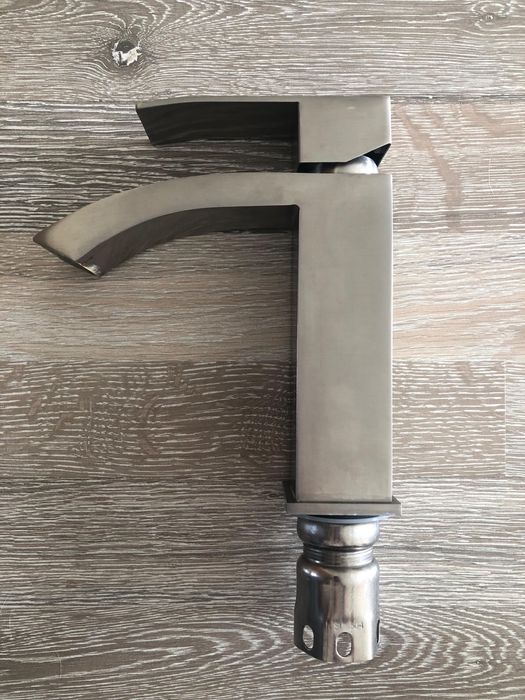 Смеситель для ванной или кухни