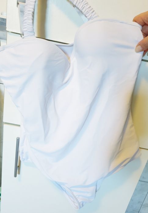 Costume baie intregi