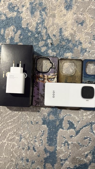 Iqoo z9 turbo с пятном