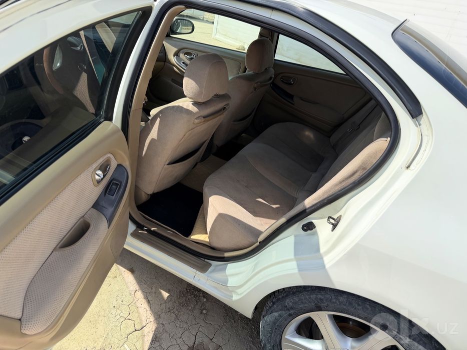 Nissan maxima A 33