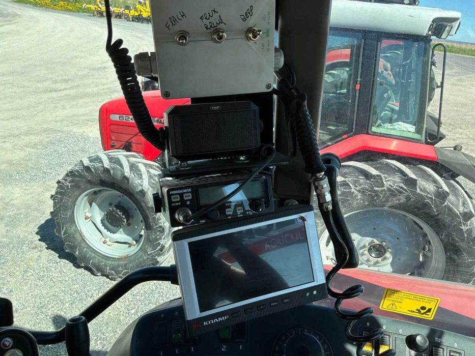 Колесный трактор Case IH CVX 170