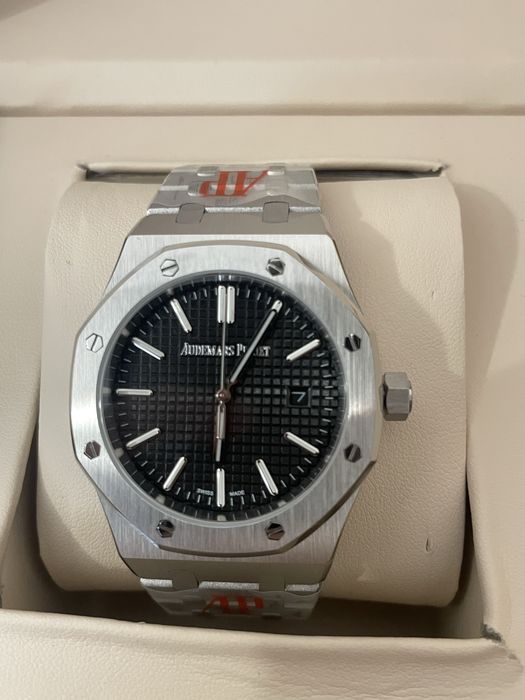 Часовници Audemars Piguet топ качество и топ луксозно с кутия и сертификат