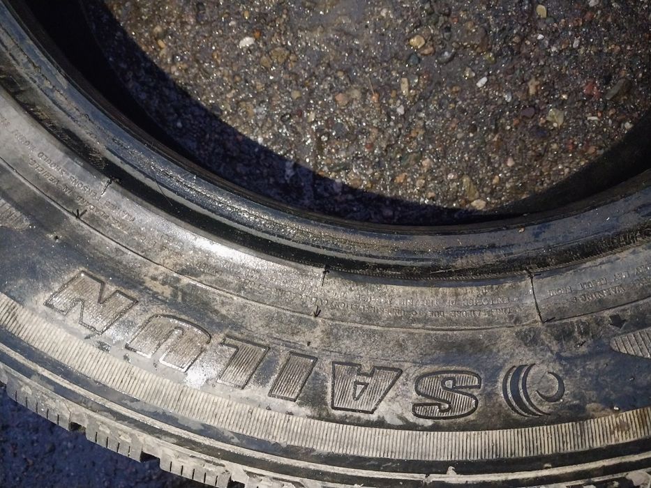 2 шины Sailun 235 60 R18.