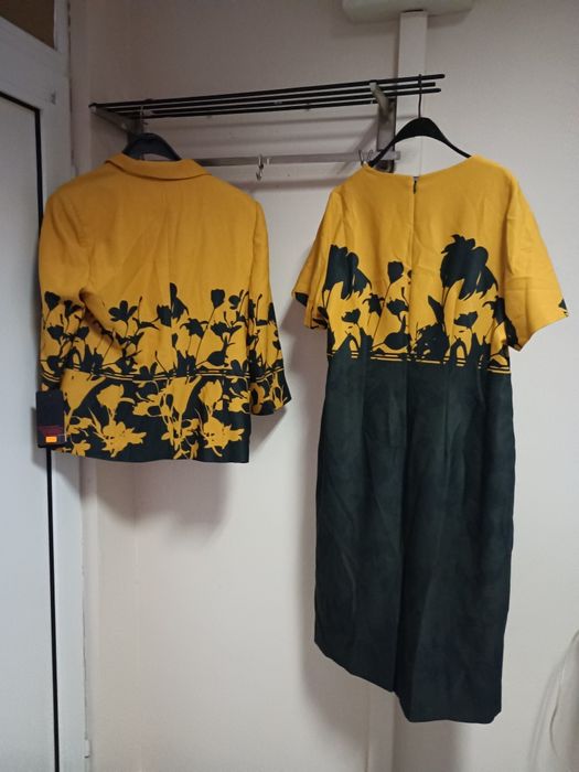 Костюми и рокли-60евро