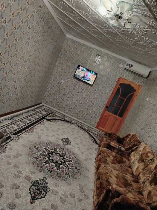 9-Этажли дом 8-этаж 2-хонали уй сотилади  оринтер Васход бозор оркаси