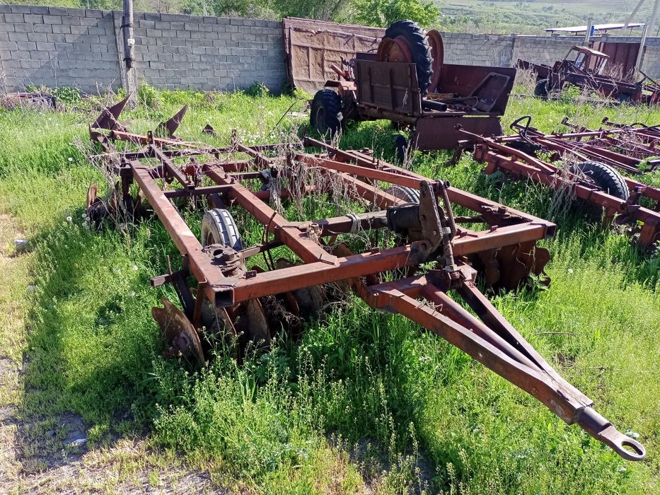 Гусинечный трактор дт 75