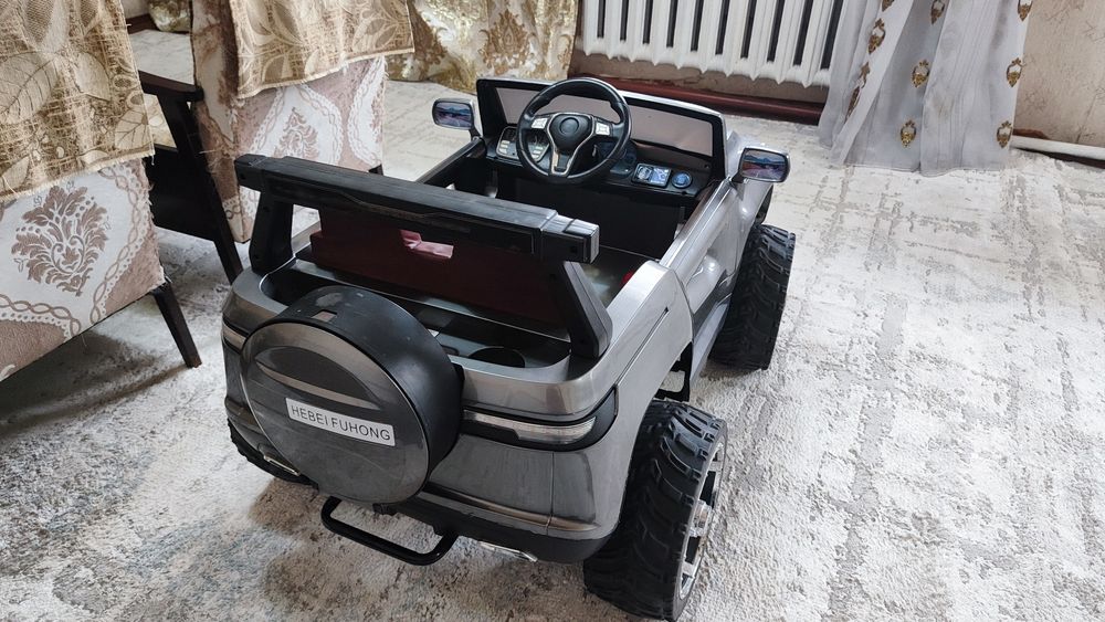 Машина детская для 0-6 лет