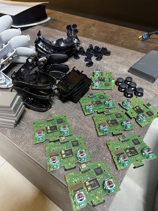 Ремонт джойстиков, геймпадов Ps4 Ps5  Xbox