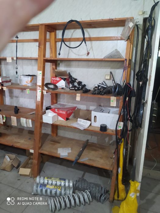 Продаются Стеллажи