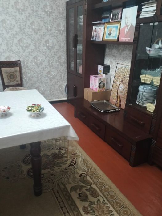 Продается частный дом с участком в 36 соток.