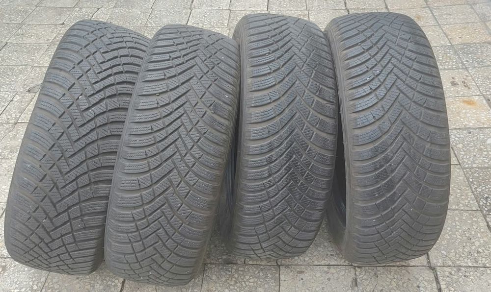 Vând anvelope iarna Hankook Winter ICEPT R S3 205/55/16  an 2024