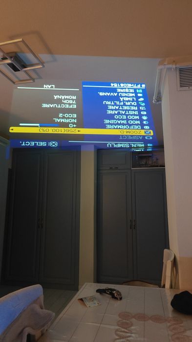 Video proiector hitachi nou nefolosit