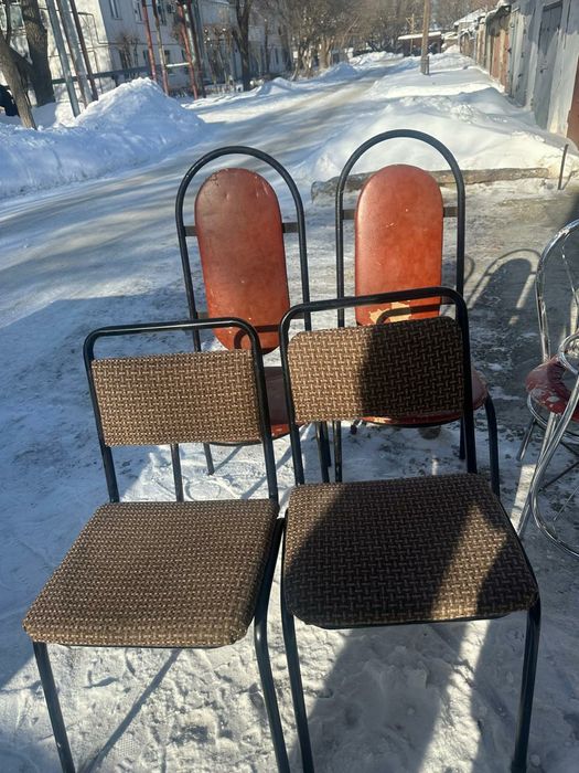 Продам стулья кресла диваны