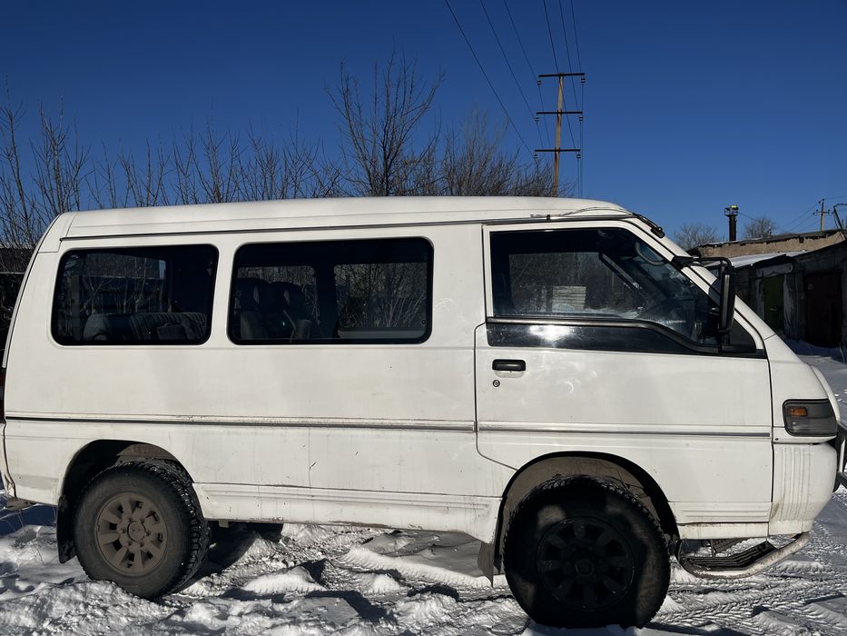 Митсубиси Делика 4д56