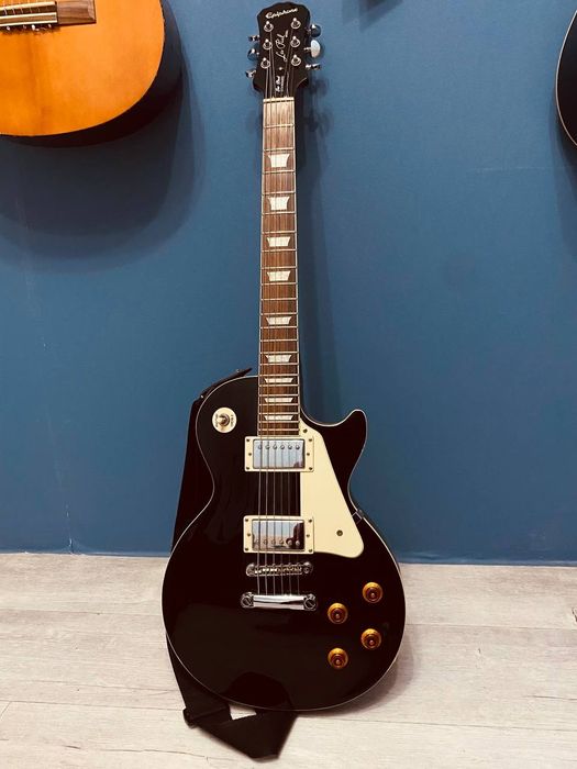 Электрогитара Epiphone Les paul
