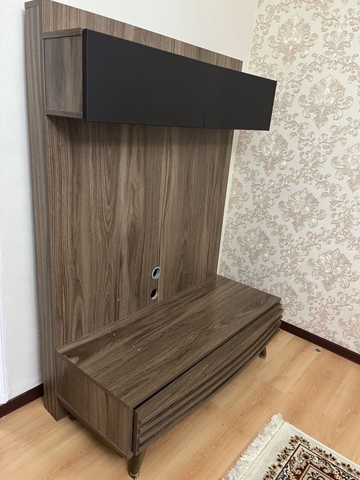 Подставка под телевизор