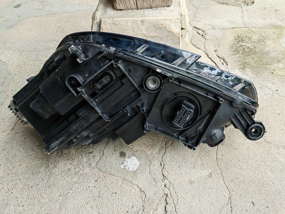 Фар Audi A4 B9 LED десен / Фар Ауди А4 Б9 Оригинален