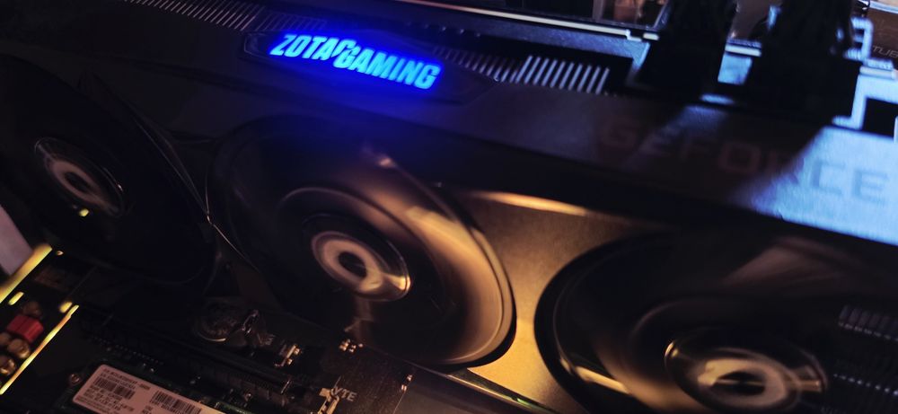 Placa video gaming Zotac RTX 2080 8GB GDDR6 Amplified Edition
