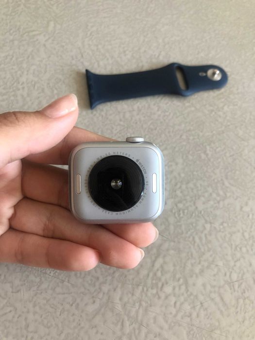 Apple watch SE Gen 2 40mm silver