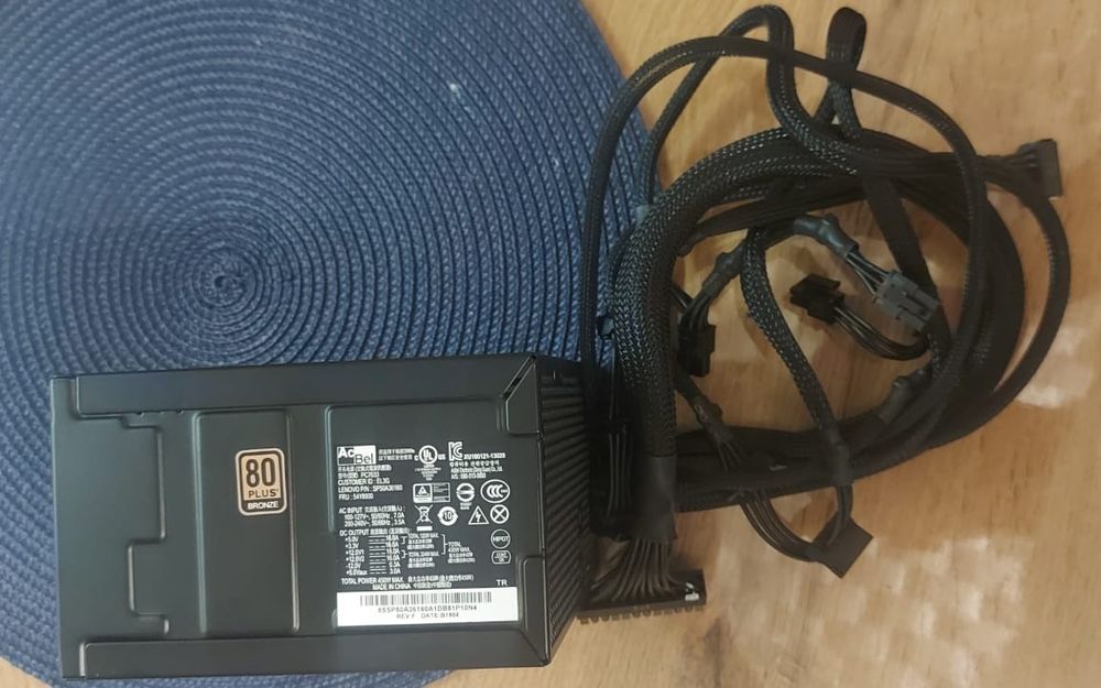 Продам блок питания для компьютора